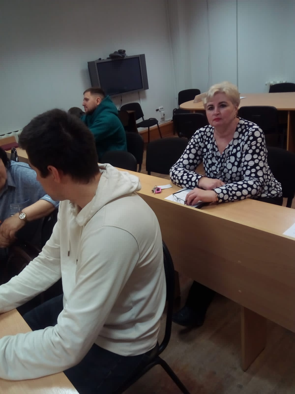 Председатель Контрольно-счетной палаты приняла участие в заседании Совета народных депутатов
